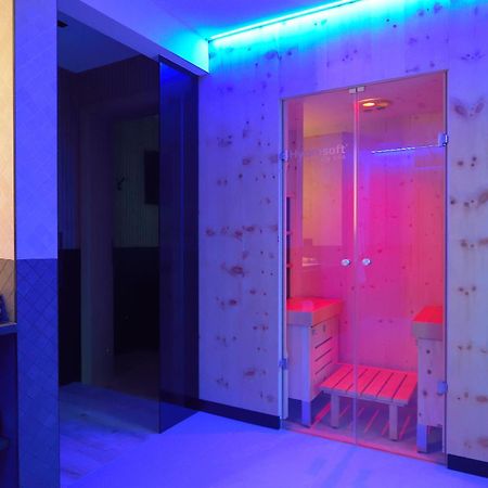 B&B Boutique Hotel Burgund ปาร์ชีเนส ภายนอก รูปภาพ